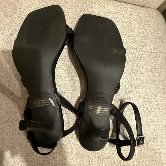 Open Edit Heels 🔥🔥 - Picture 3 of 3